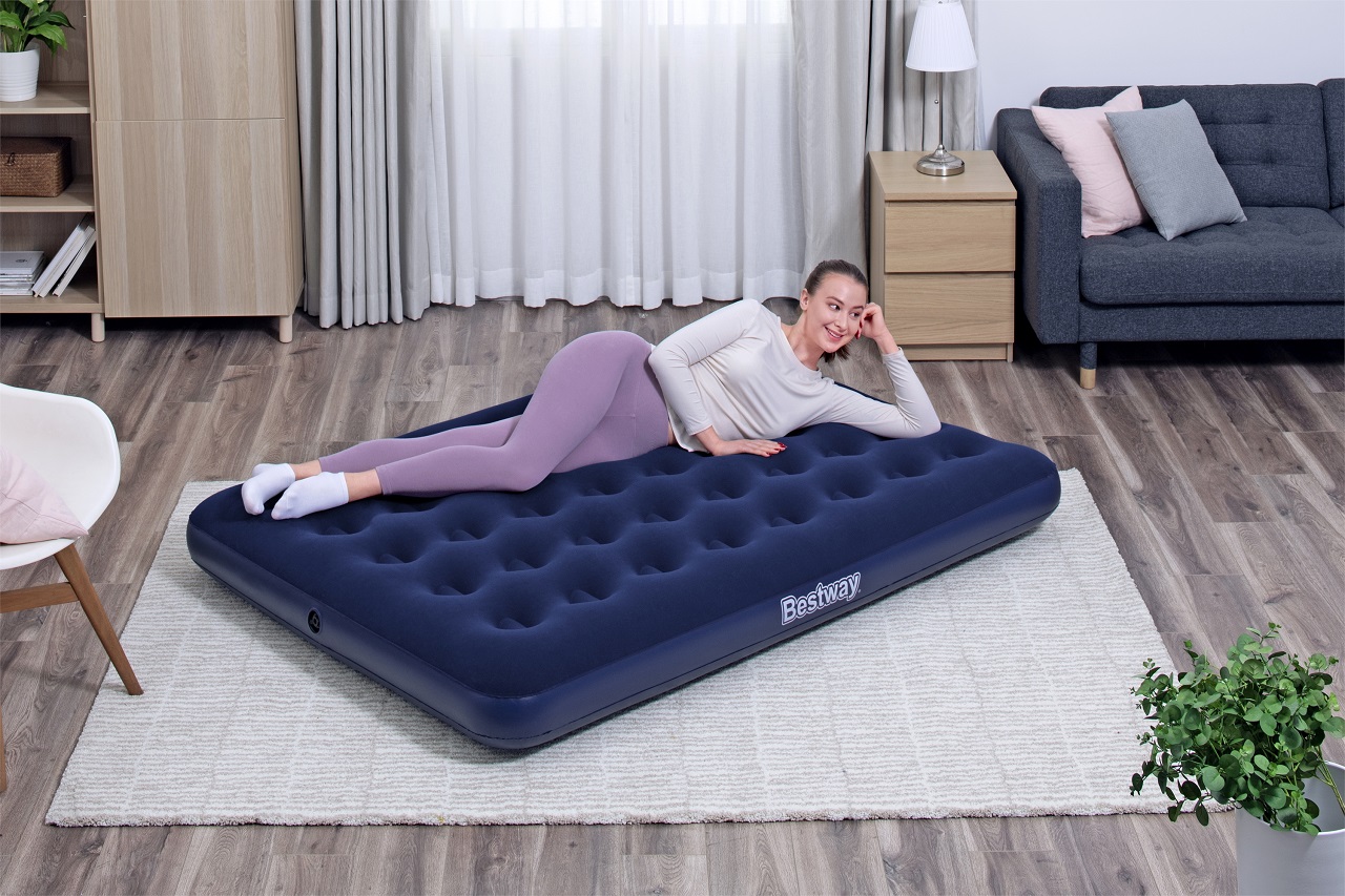 Надуваем матрак Bestway Air Mattress Full, 137 х 191 х 22 см, PVC, плюшен, за вътрешна и външна употреба, син - Image 5