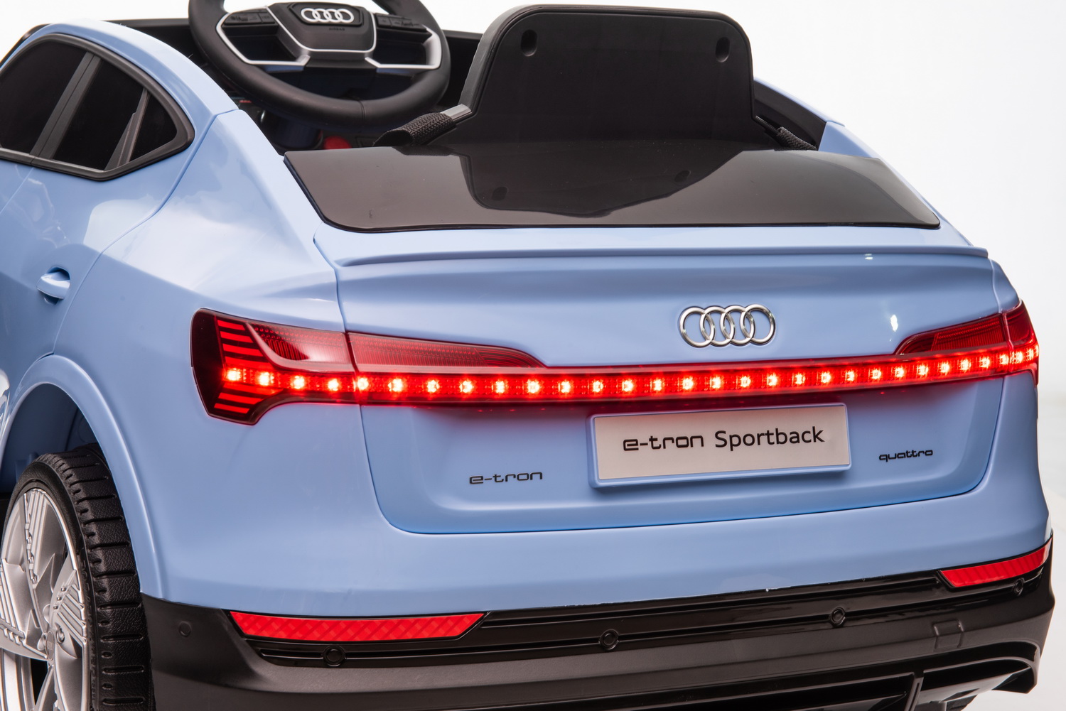Детски акумулаторен автомобил с USB, Audi QS8, кожени седалки, син - Image 21